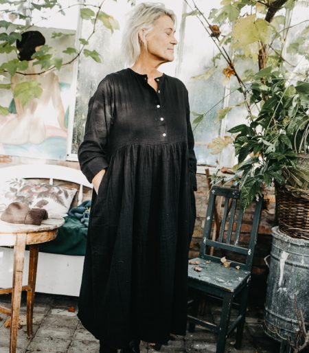 FGL Mi Dress Black - Soft cotton, versatile buttons, and a loose, comfy fit for all-day comfort and style.